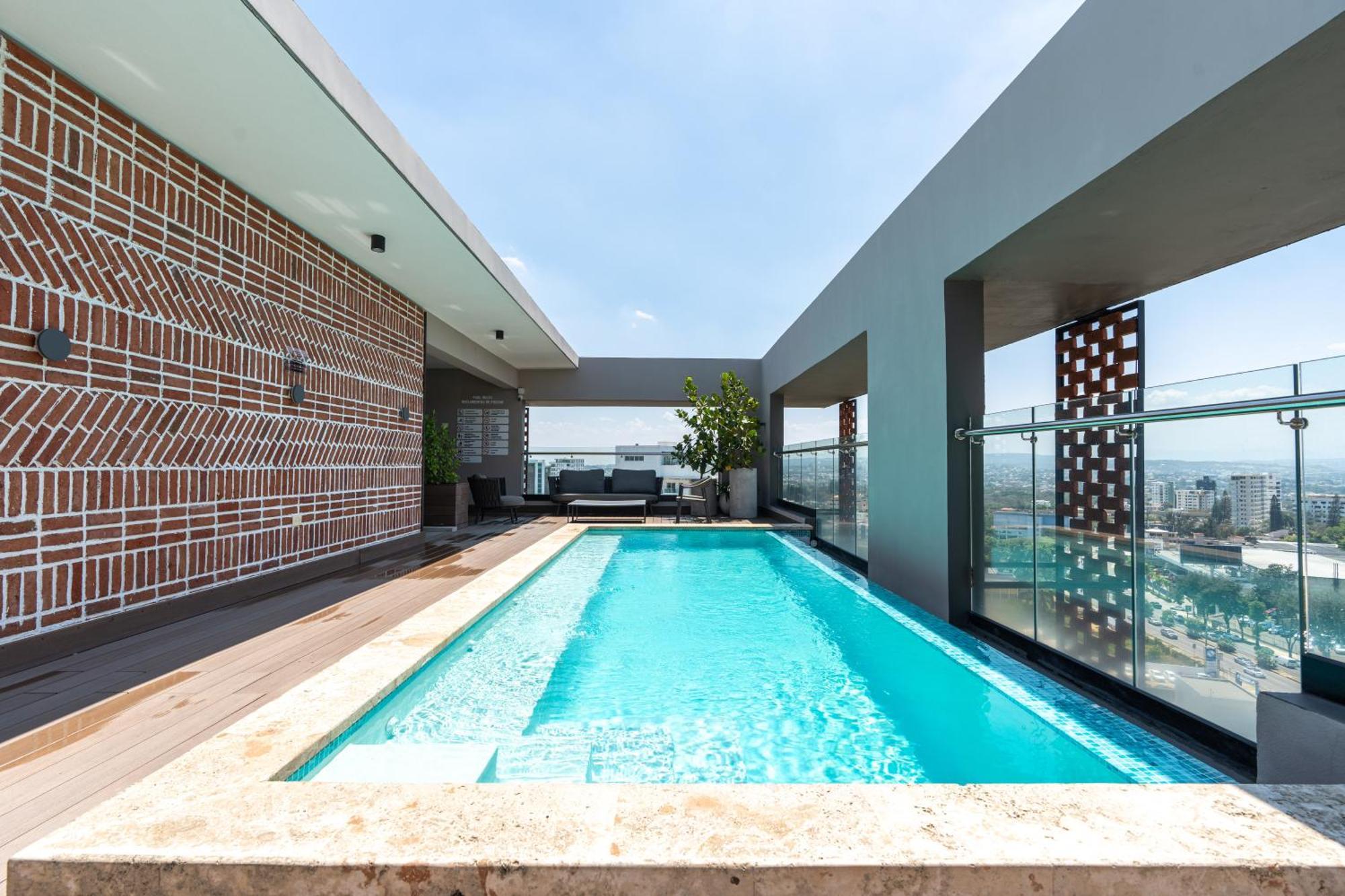 Modern Luxury Condo With Rooftop Pool & Gym Santiago De Los Caballeros Exteriér fotografie