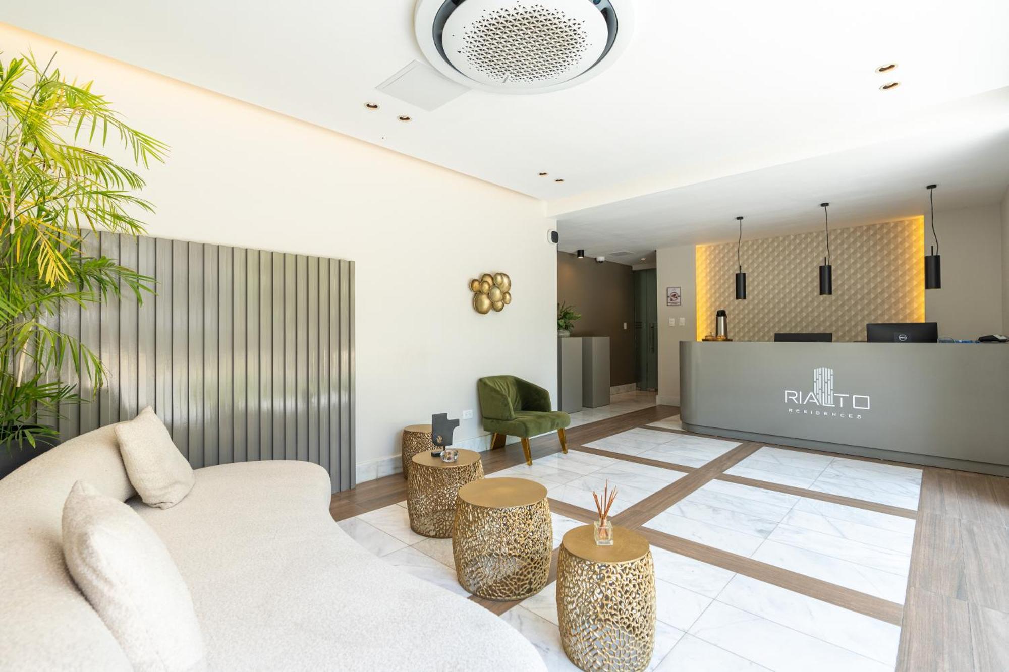 Modern Luxury Condo With Rooftop Pool & Gym Santiago De Los Caballeros Exteriér fotografie